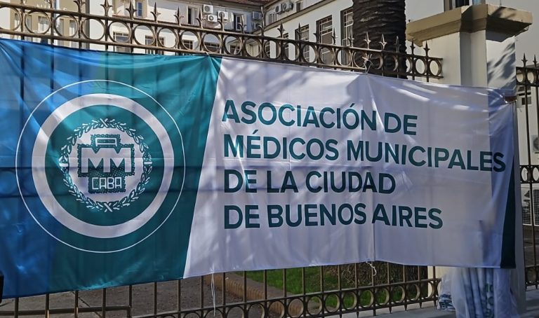 Mejoramos la vida de los médicos y médicas municipales