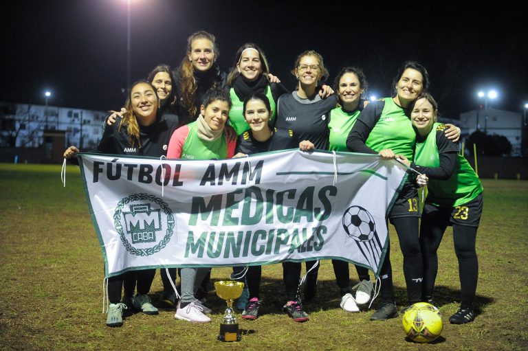Fútbol femenino,un equipo que crece