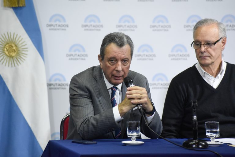 Presentación del proyecto de eximición de ganancias